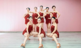 美女舞蹈短视频,美女短视频展现舞蹈风采